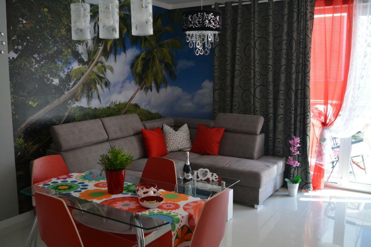 Apartament Ibiza Przy Plazy Rewal Ngoại thất bức ảnh